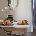 Appartement L'orchidée, Proche De La Gare Avec Clim Et Terrasse *