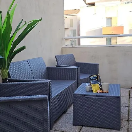 L'orchidee, Proche De La Gare Avec Clim Et Terrasse Apartamento Narbona